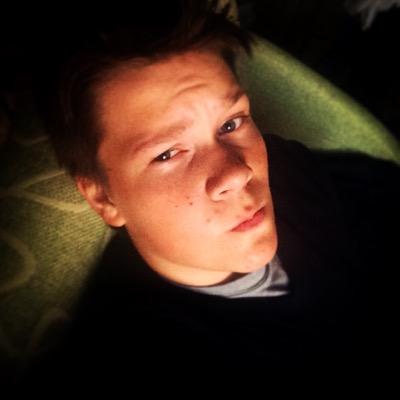 Hi, I'm Dan! Welcome to my twitter) Let's chat!