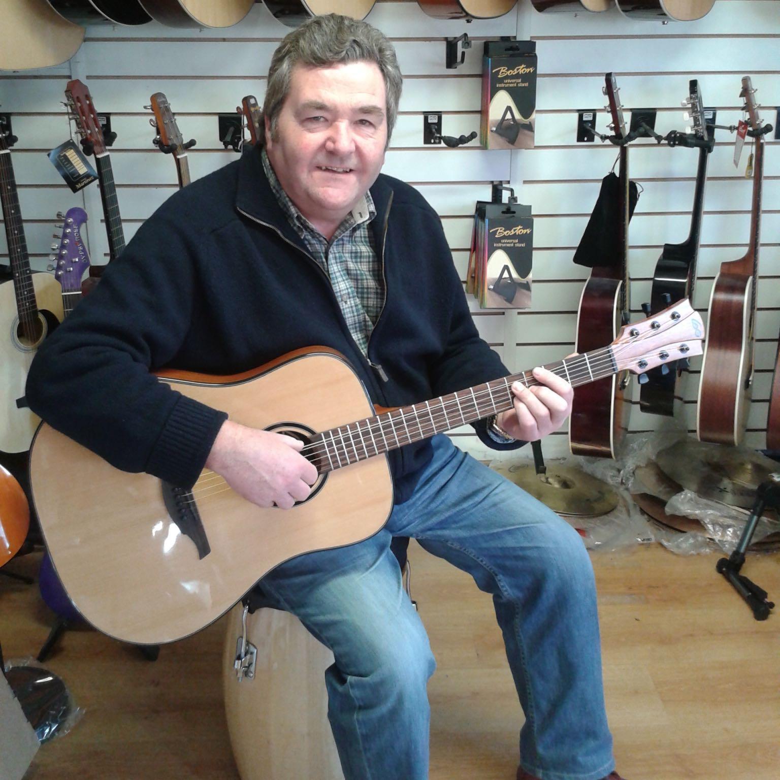 Guitarist, Teacher, Arranger, Composer, http://t.co/o4CsokjXd3