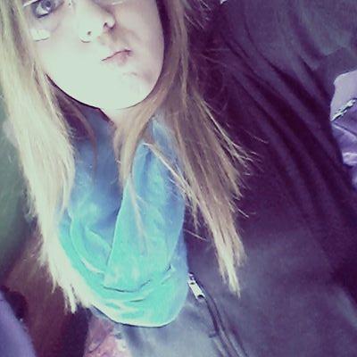 this my twitter yo. this be yo besfran hacking you. hehe. 5-27 is my bday. sophomore.. Haley is my besfrann all u need to know. K. bye.