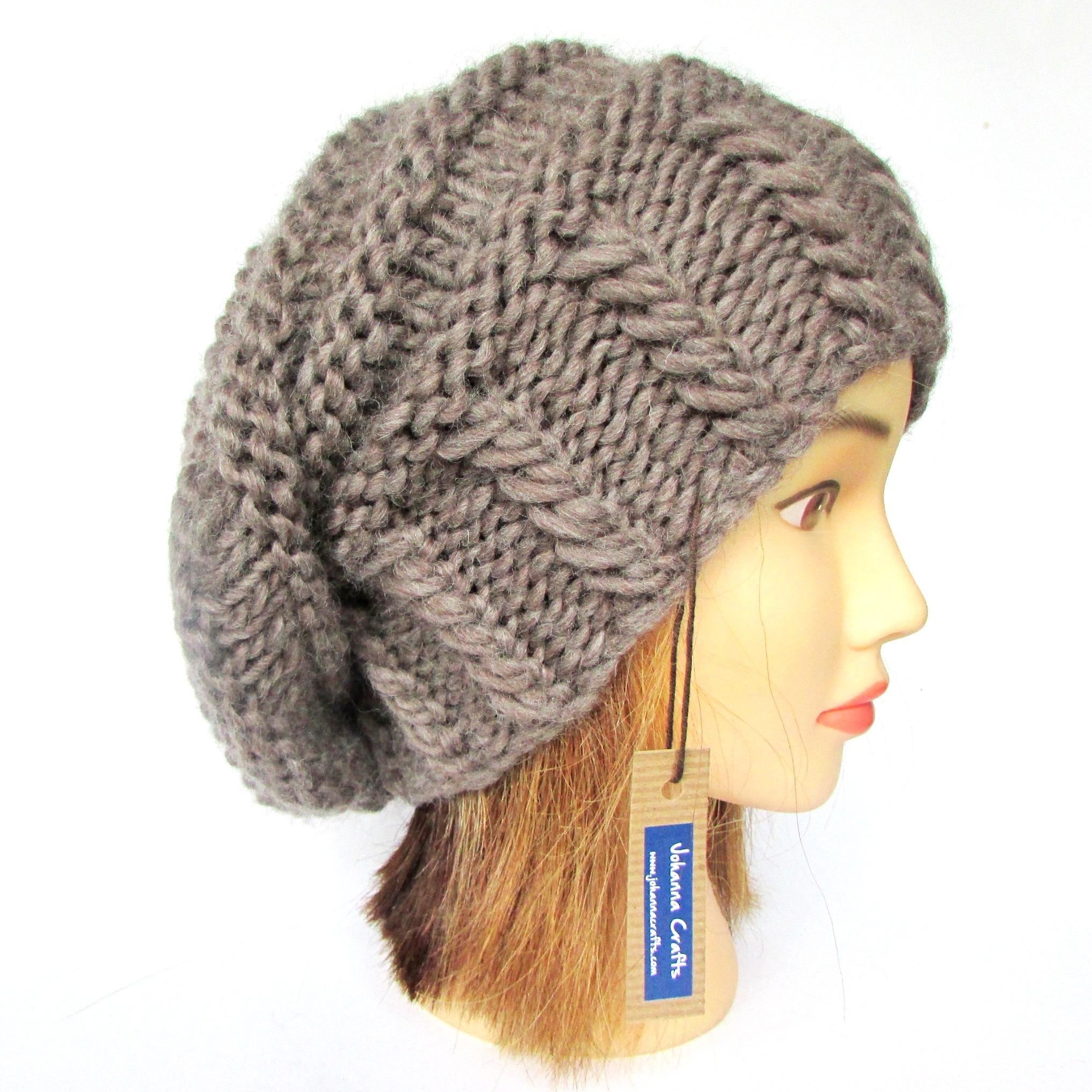 Irish Handknit Accessories by Mary Johanna Gorman
