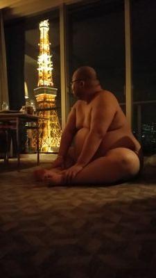 buubuu40's profile picture. 172×160×39浅草。足の指1本1本からたっぷりしゃぶらせてくれる太っちょどっかにいないかな〜(*^^*)    あと気持ち悪い奴にストーカーされて２ちゃんなどに執拗に書き込みされてるみたいなので鍵付けました。