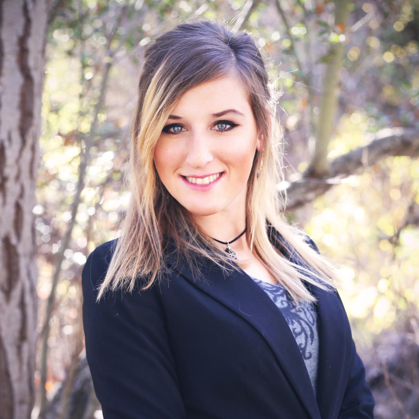 dmrivard's profile picture. Freelance photographer & journalist. 
Chronic & invisible illness advocate. 
https://t.co/qadWdgcvsc