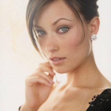 I fell in love with @_ScarredAngel. He's my liight. Our daughter is @KidToAngels.