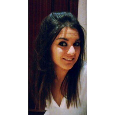 Estudiante Óptica y Optometría Universidad Valladolid. Apasionada de los libros, y las compras =)