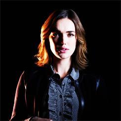 Biochem, loyal to SHIELD, I enjoy being with Fitz and I am also a Whovian! ✖️ «I am bad at improvisation, but I excell at preparation.» ✖️ #Marvel #FreeRol