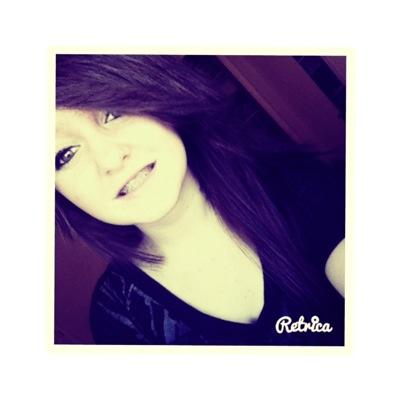 sydneydaniels37's profile picture. Instagram- Sydney_3737
Snapchat- Sydney_104