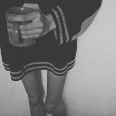 crxshedpetal's profile picture. 5’11. relapse//recovery