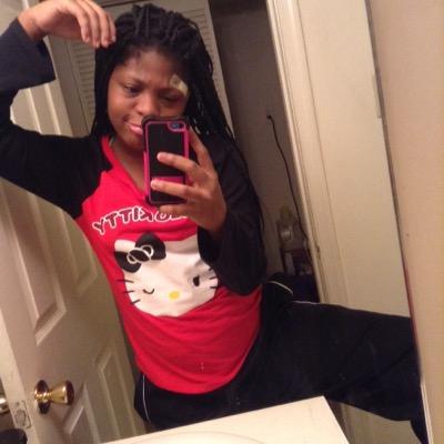 smithdestiny602's profile picture. youngest to the realist ✨