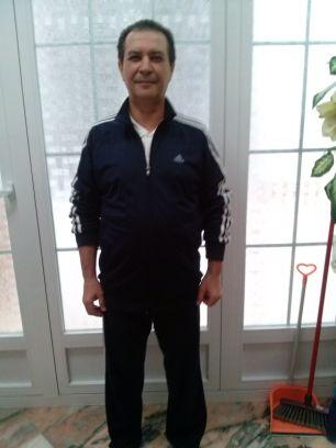 hombre sencillo.honrado.humilde.franco.justo.limpio.detallista.deportirta.sincero.simpatico. etc.