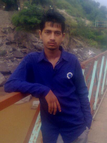 ravi19003's profile picture. 