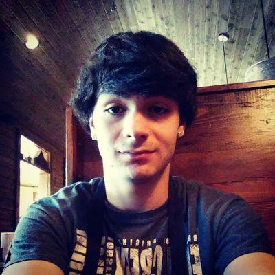 TrevorHealey16's profile picture. smoke weed not meth.