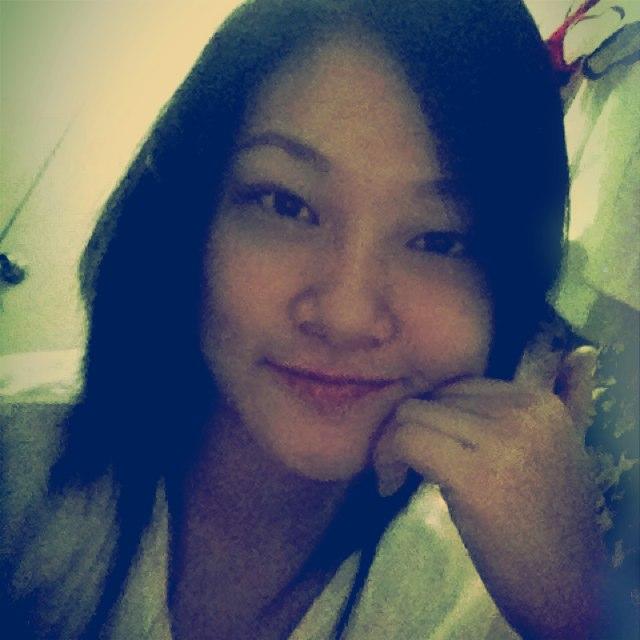 RPh, likes to laugh and eat. haha.. nothin much to say.=)