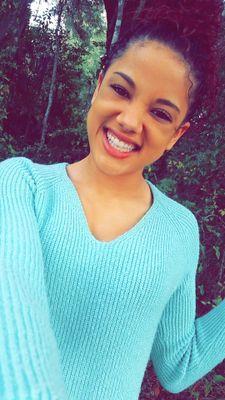 live laugh love ❤❤