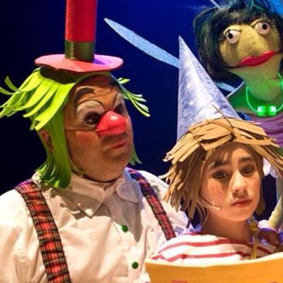 Patatualteatre's profile picture. PATATU d'Àngels Bassas/Co-producció Viu el Teatre i Grec Festival bcn. Nominat als #Butaca16 a millor espectacle familiar. En gira!