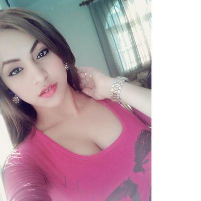 Dominicana • Sept 4 • instagram : DailyManuela °