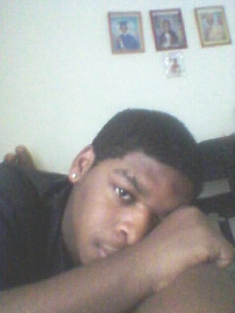 follow me on ig @_azari_