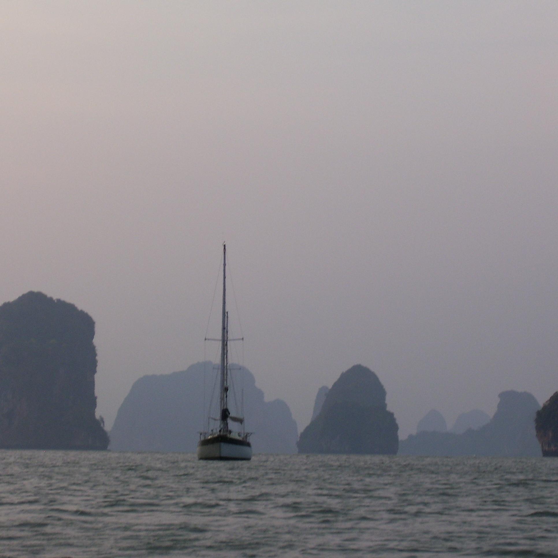 Sailor and travel blogger