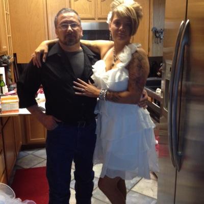 KariGutierrez14's profile picture. 