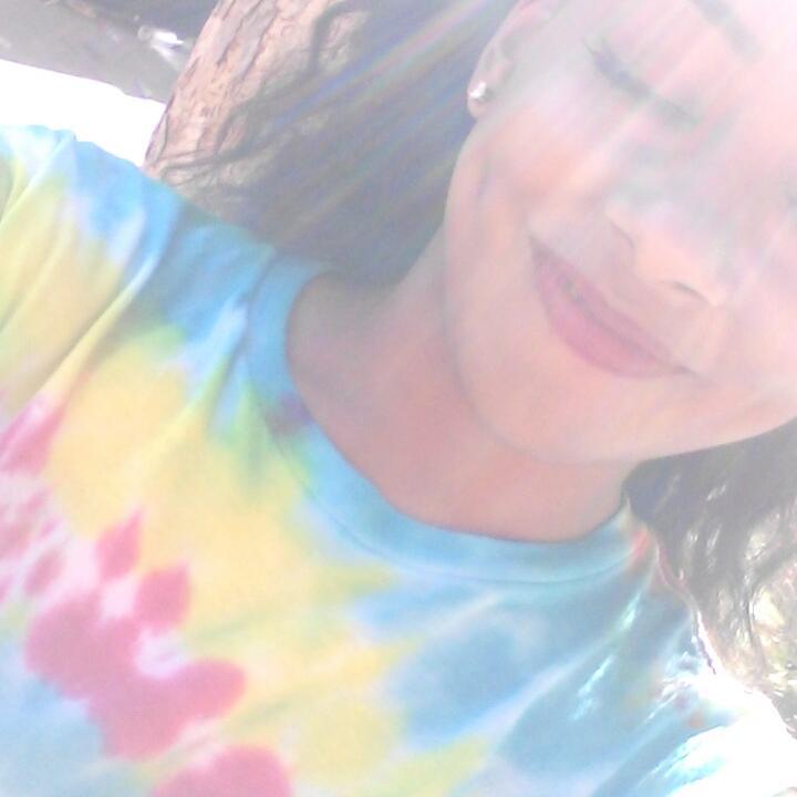 LOVEjulieLOVE's profile picture. Hi