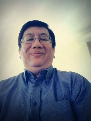 Journalist cum lecturer cum entrepreneur