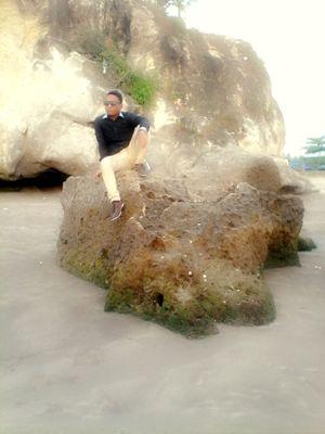 AryadiNoah's profile picture. 27  1992