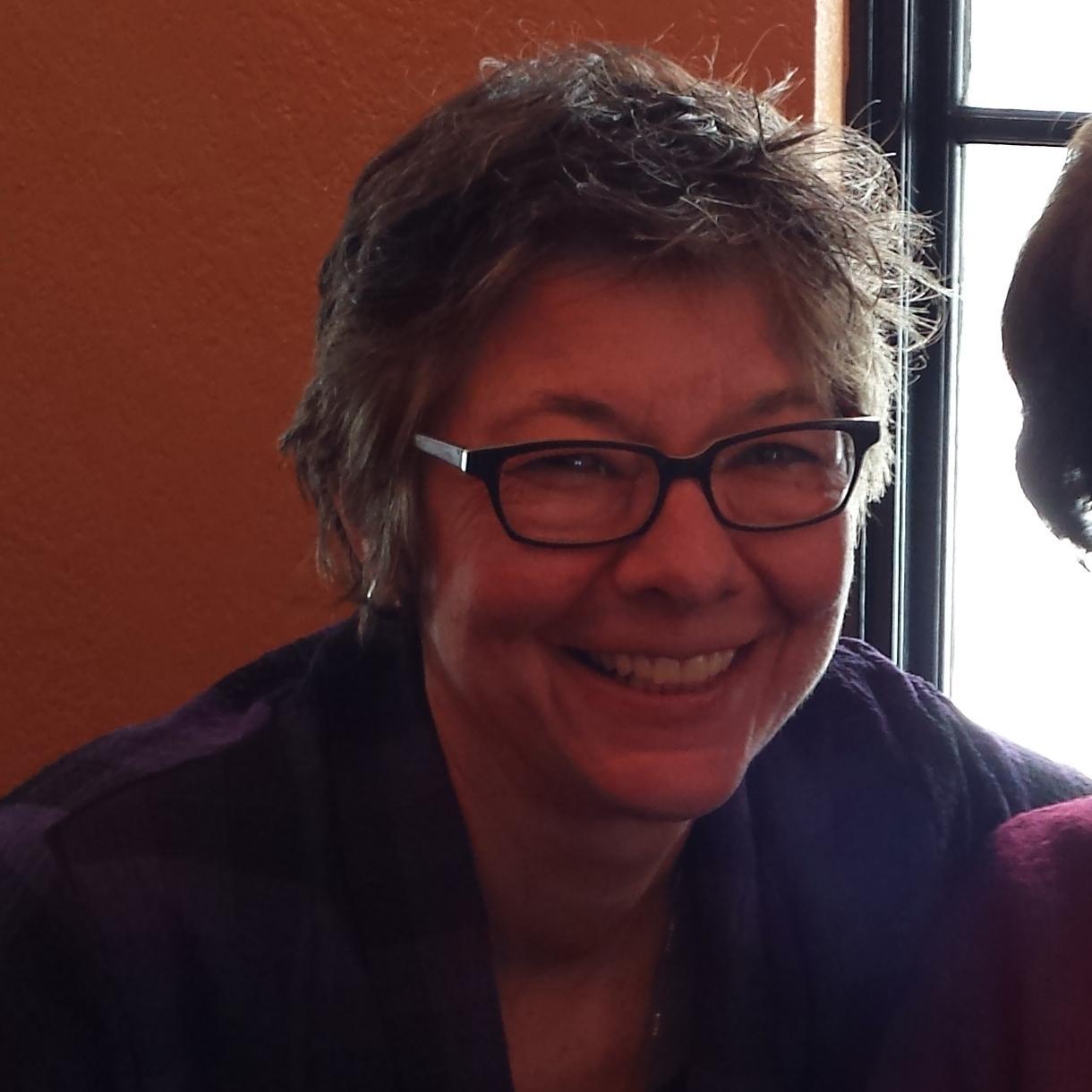 cheryl_hutto's profile picture. CROWHILL STUDIOS.....decorative and faux painting.  Restoration of painted surfaces.