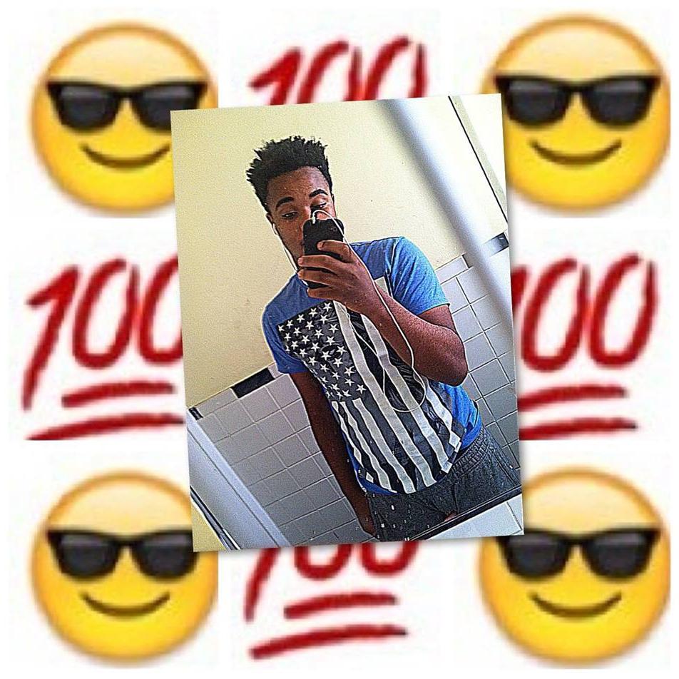 ImmaYoungN
FMOIG:___almightysolo8⃣K
Kik:GIVEMETOP__