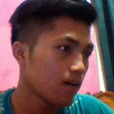 75aa3dd462584d4's profile picture. heee