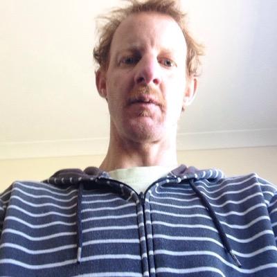 im single looking for girlfriend