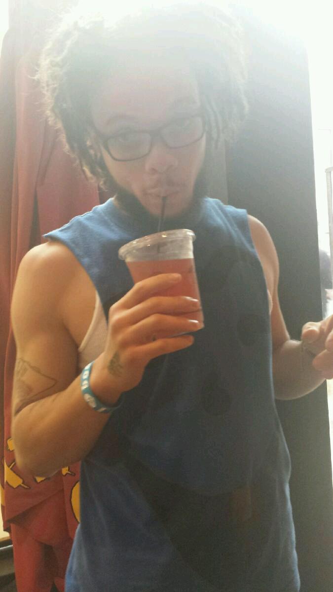Super duper dope dude from the CITY OF WIND. I'm OVER 9000 on a scale from 1 to 10. REALTHINKER. Modern day ninja. People think I'm mad... HiiiPoWer _SKATELIFE_