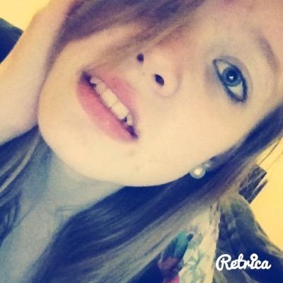 If you are reading this, you know you gonna hit that follow button! :*
