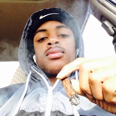 just a Young Nigga ballin in the mix ..
