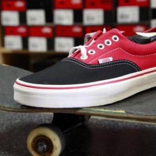 Not real porn, just incredible Vans.