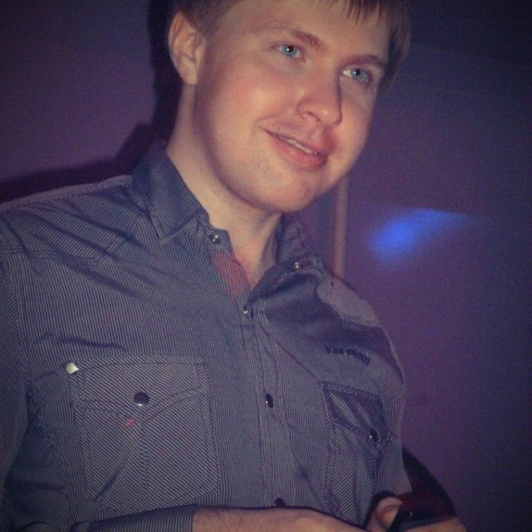 AbakumHorsman's profile picture. #TFB #FOURTAKEOVER #TeamAutoFollow