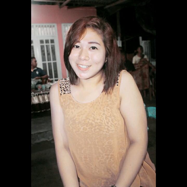 sukardi H.kau,nirna ahmad.spd and i'm midwifery