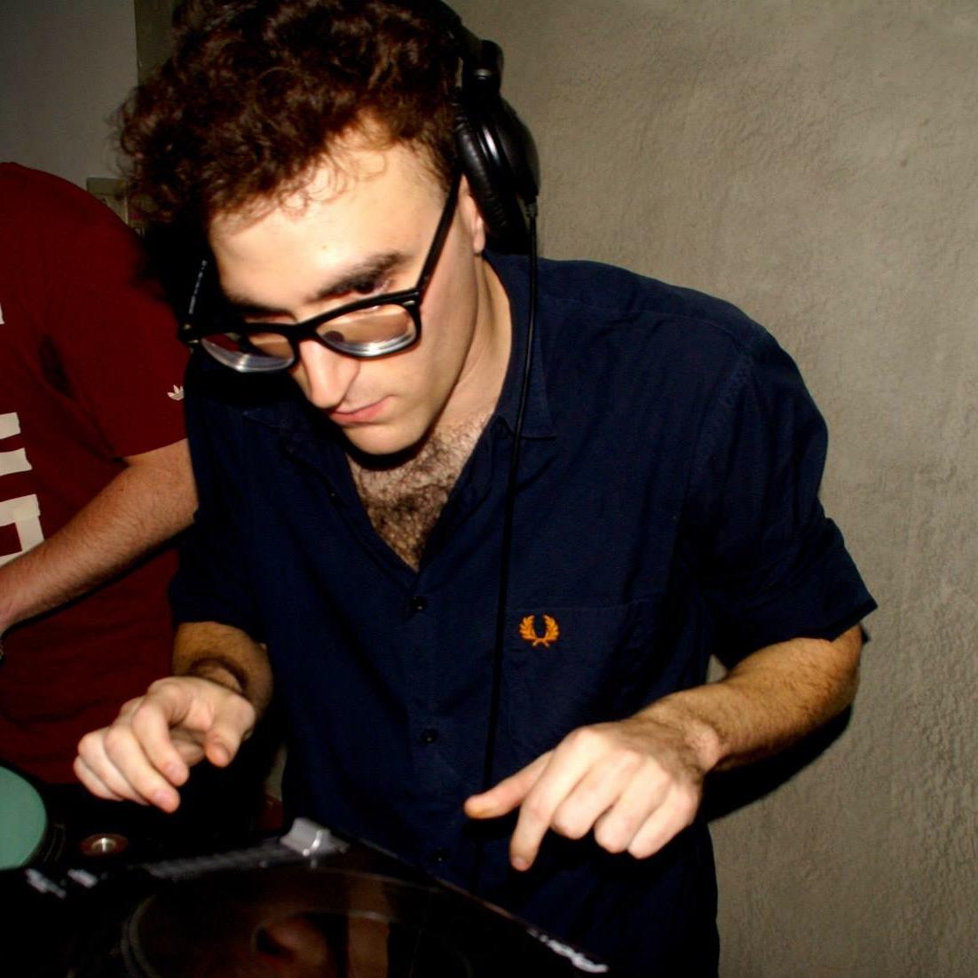 DJdatwun's profile picture. London born and bred, currently living, working, DJing and tryna push this house ting out in Tokyo. Co-founder of House Not House records.