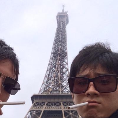 はじめまして(^_^)/ 加古川出身加古川在住 中部→加古川西→徳島大学→G2 趣味はダンスとDVD鑑賞、後ラグビーはやるのもみるのも好きです(^o^)