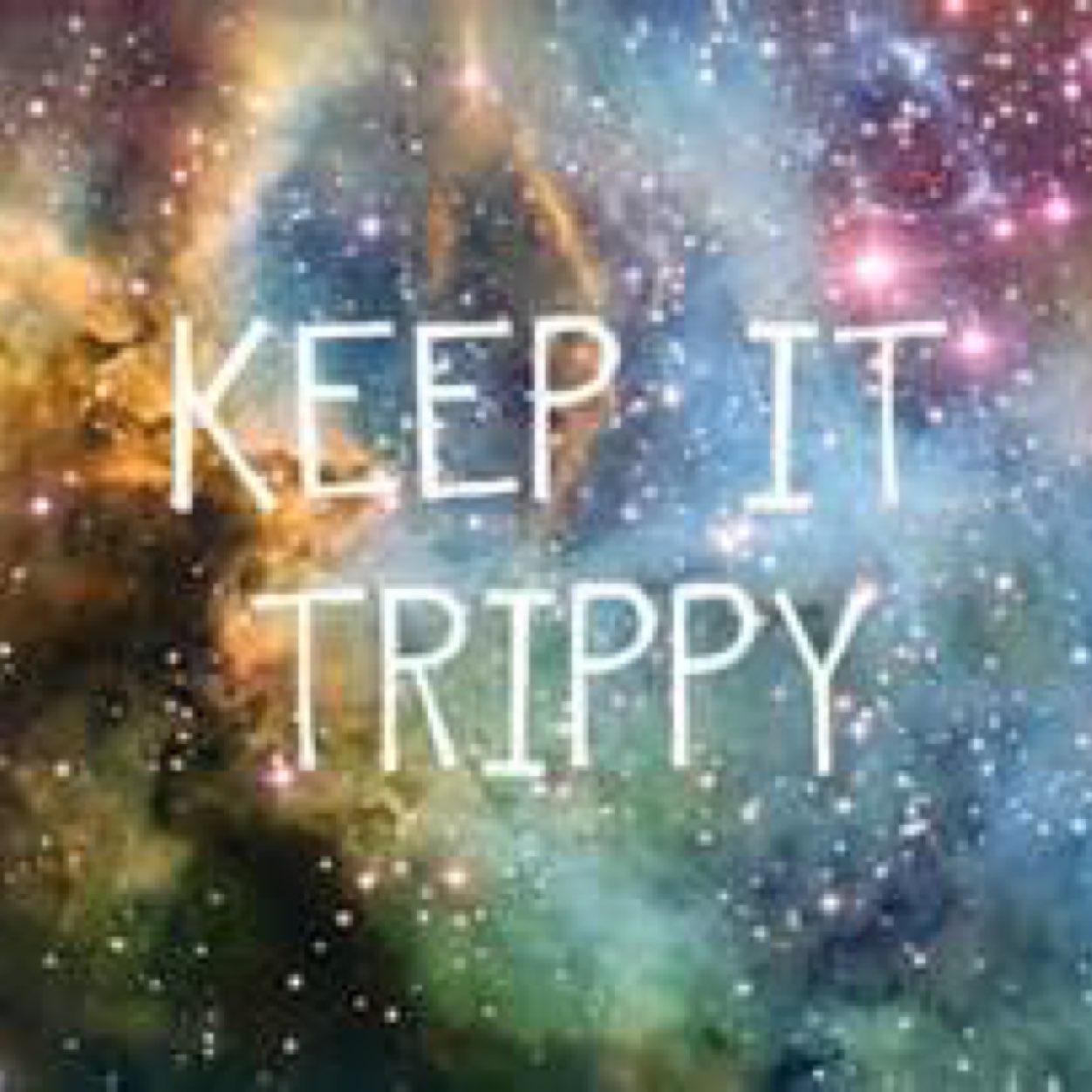 Im just a girl who loves life! Im a hippy thats always trippin :) Two of my favorite places are Raves (love trap) and the forest! PLUR LIFE!