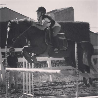 jeanneflix04's profile picture. 