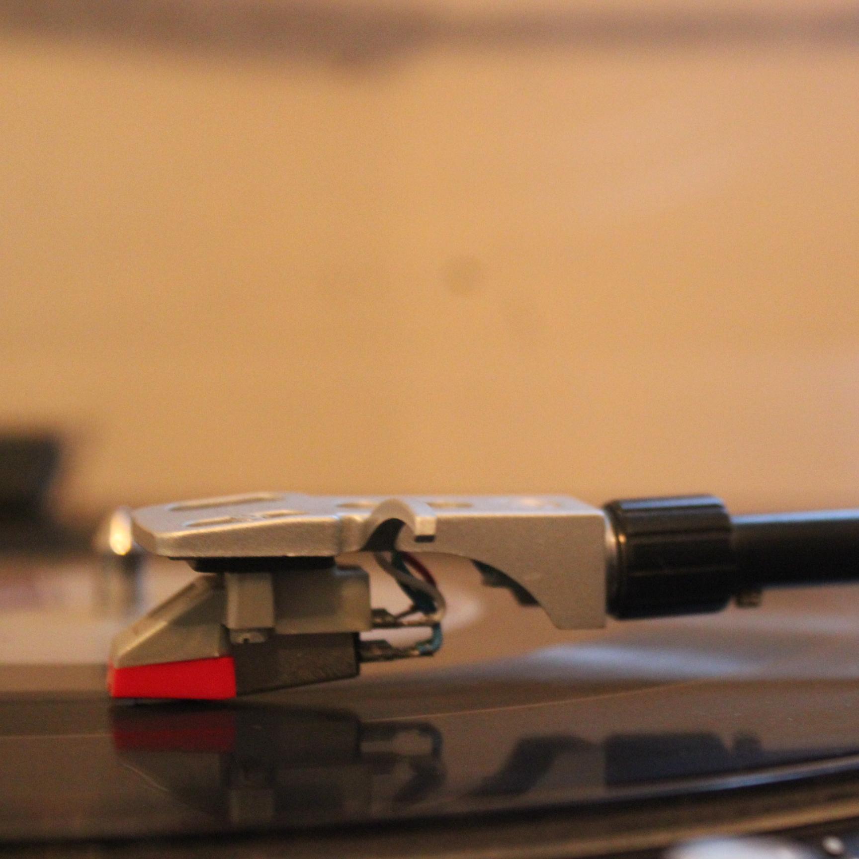 Listens to music, sometimes writes about it.