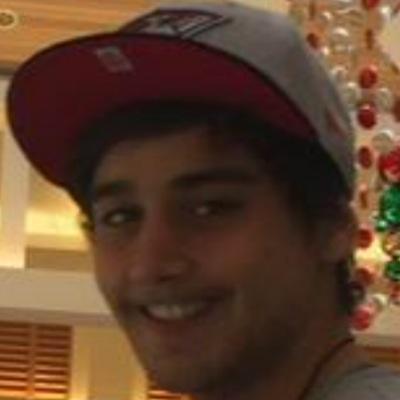 janofvckmeskian's profile picture. 0/5 
three some w/ the twins pls