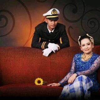 Marryd to emirsyah rulian