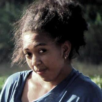 #za_ve?!
Jeune,libre d'esprit,responsable,positive,simple...grd gueule,jdevoil le fond d ma penC et tt pis si ça fait mal.oups!...adeptes du jm en foutisme.