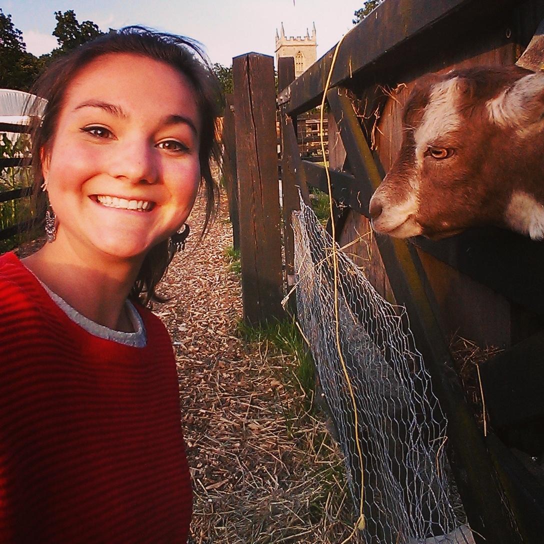 @uniofstandrews grad | 2013 @yearhere Fellow | Co-Founder & Director @RootlessGarden