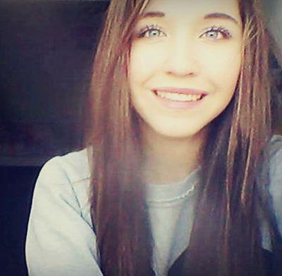 oceane_plt's profile picture. 1412           snap: oceane. 01