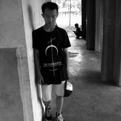amateur songwriter and singer @straightenHC