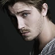 New @Caden_Lyon,guys.Sorry,Twitter was being a b****.Still RPing,and still a Team Harry Potter.