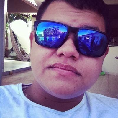 taileite's profile picture. Pros parceiro, tenho a oferecer minha presença. Talvez até confusa, mas leal e intensa. Snap: taigleite