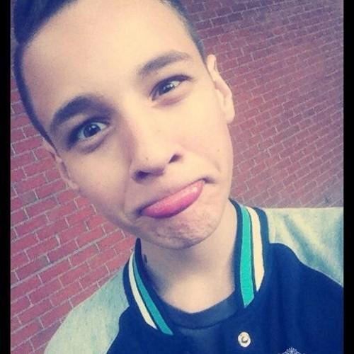 justin_crbnt's profile picture. Snapchat: justin_crbnt / Instagram : 19mai2001