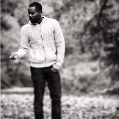 the_jumper_hall's profile picture. just a back man